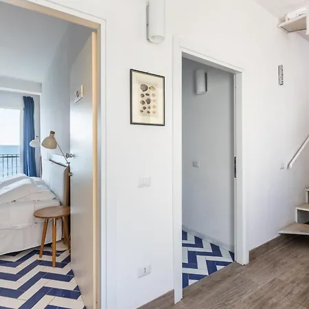 ジュジュレナ シラクーサ