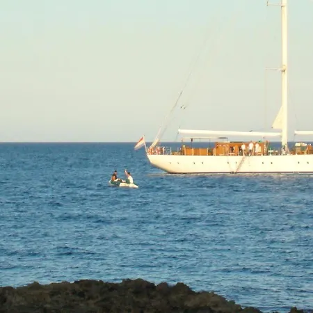 Giuggiulena Bed and Breakfast 4*