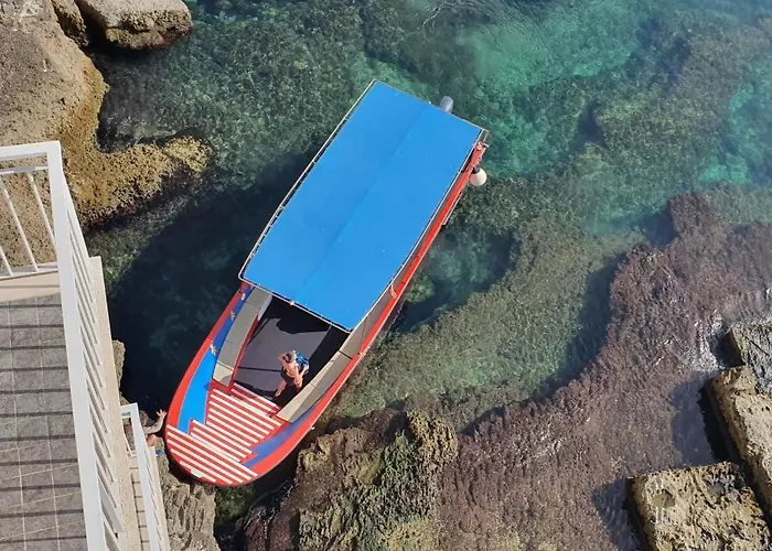 ジュジュレナ ベッド・アンド・ブレックファスト