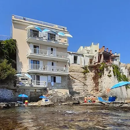 Giuggiulena Bed & Breakfast Syracuse
